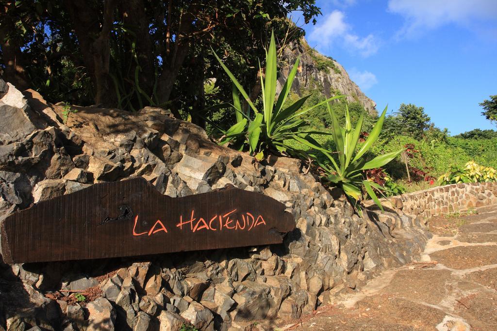 Hotel La Hacienda Mauritius Mahébourg Exterior foto