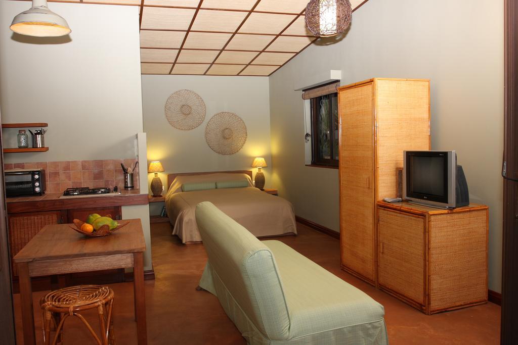 Hotel La Hacienda Mauritius Mahébourg Zimmer foto
